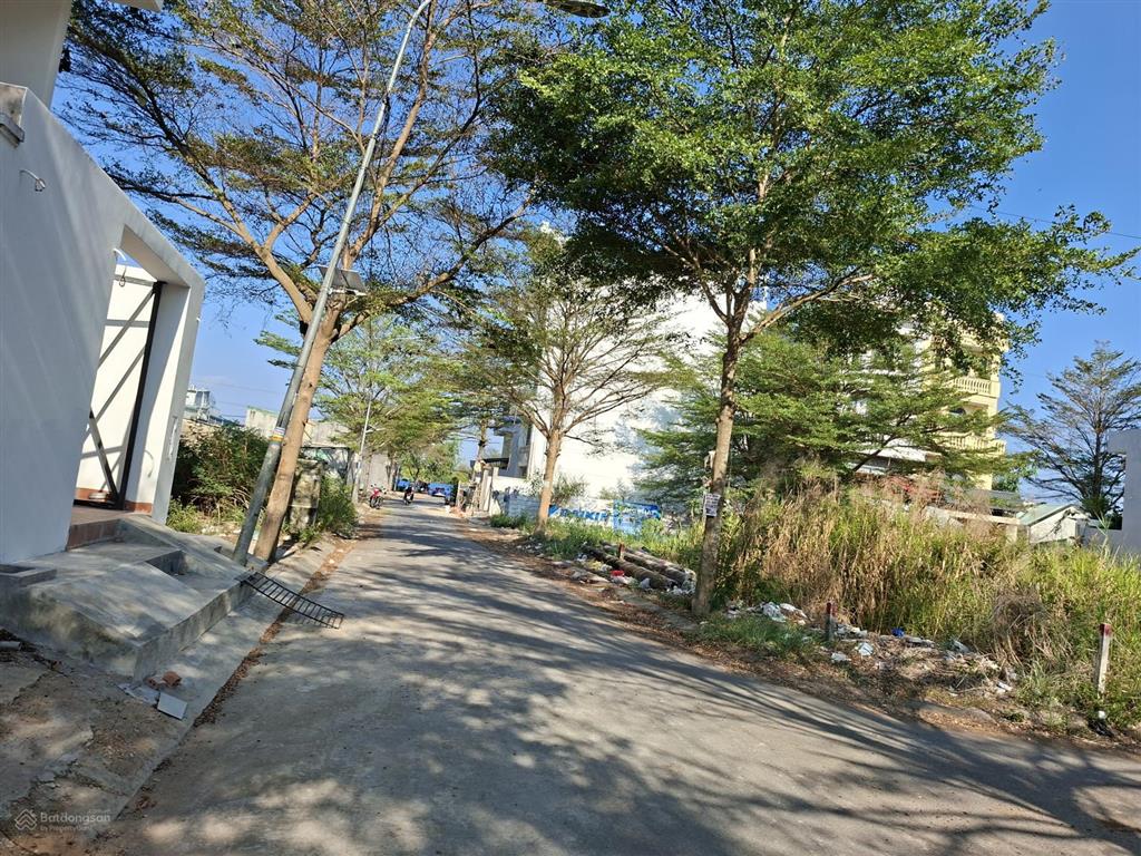 Bán đất thổ cư hẻm ôtô 8m 1764 lê văn lương, nhà bè