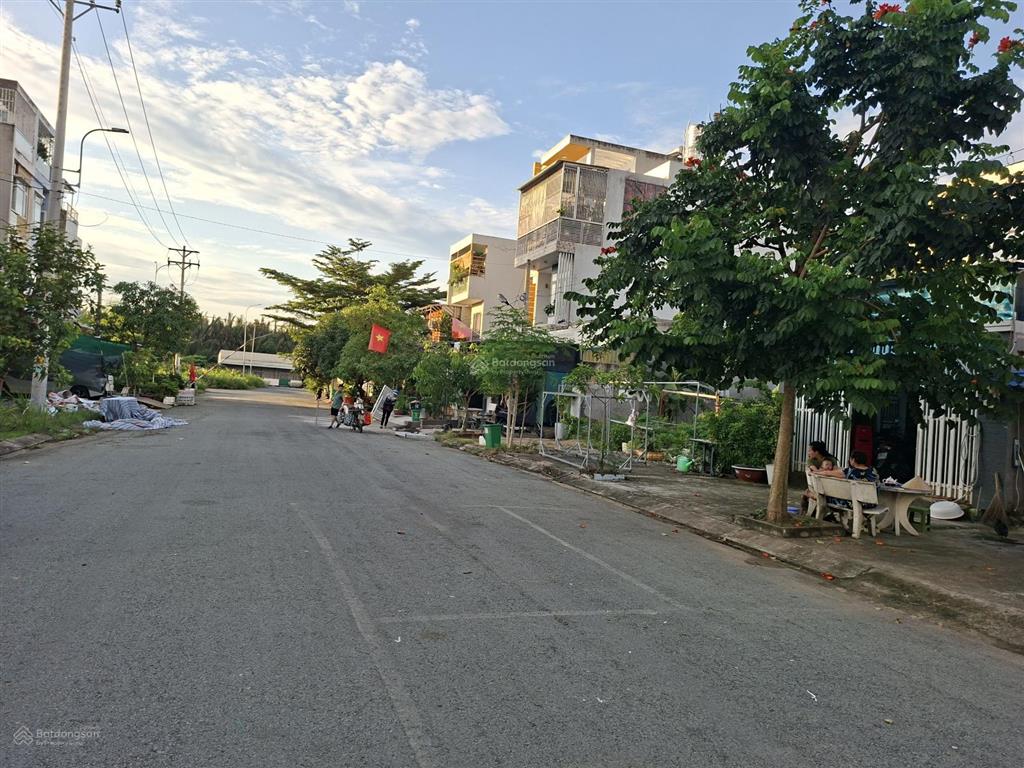 Cần bán nhanh đất thổ cư mặt tiền đường 20m hẻm 512 nguyễn văn tạo, nhà bè