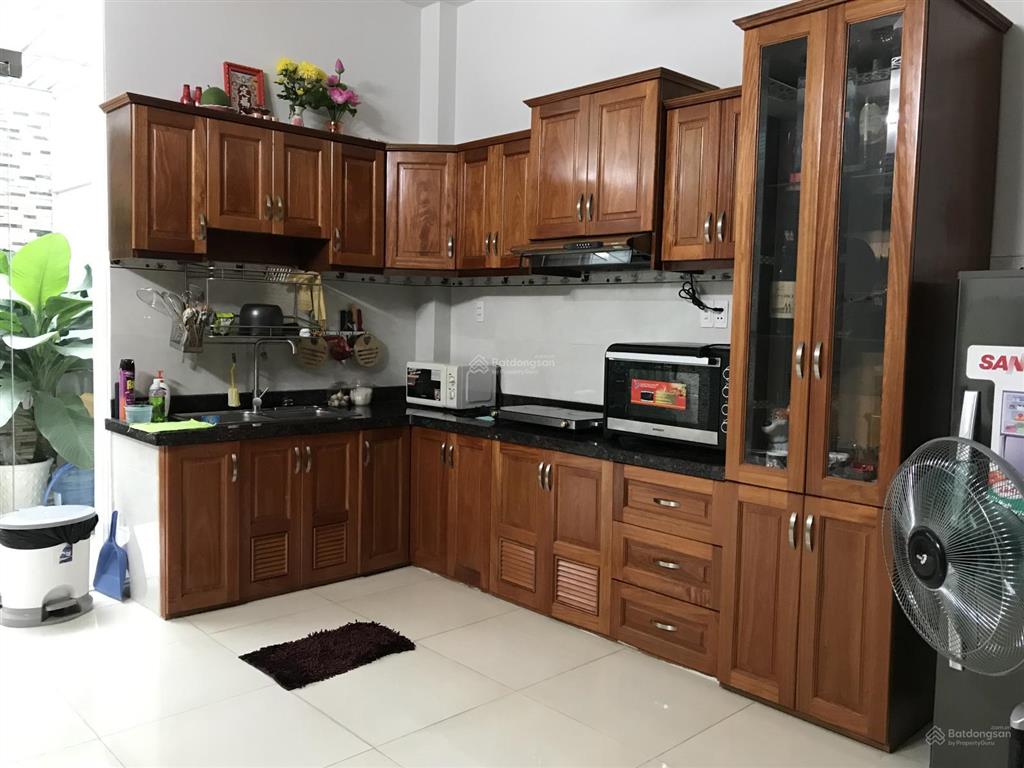 Cho thuê nhà riêng tại e34, hoàng quốc việt, 20 triệu vnd, 225m2, 3pn, 5wc