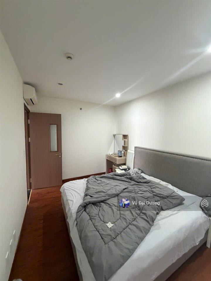 Chuyển nhượng căn 2pn 2wc 69m² shp plaza giá tham khảo tốt trong khu vực, đã có bìa