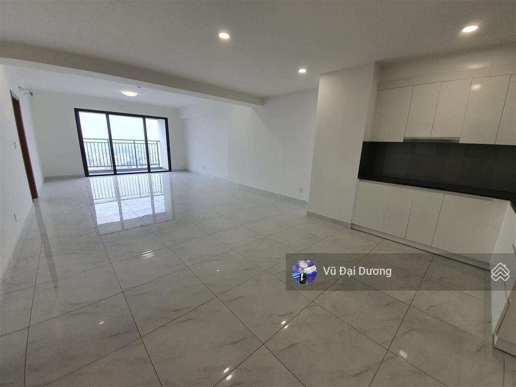 Bán căn 3pn 138m2 tầng trung dự án gem park giá tốt