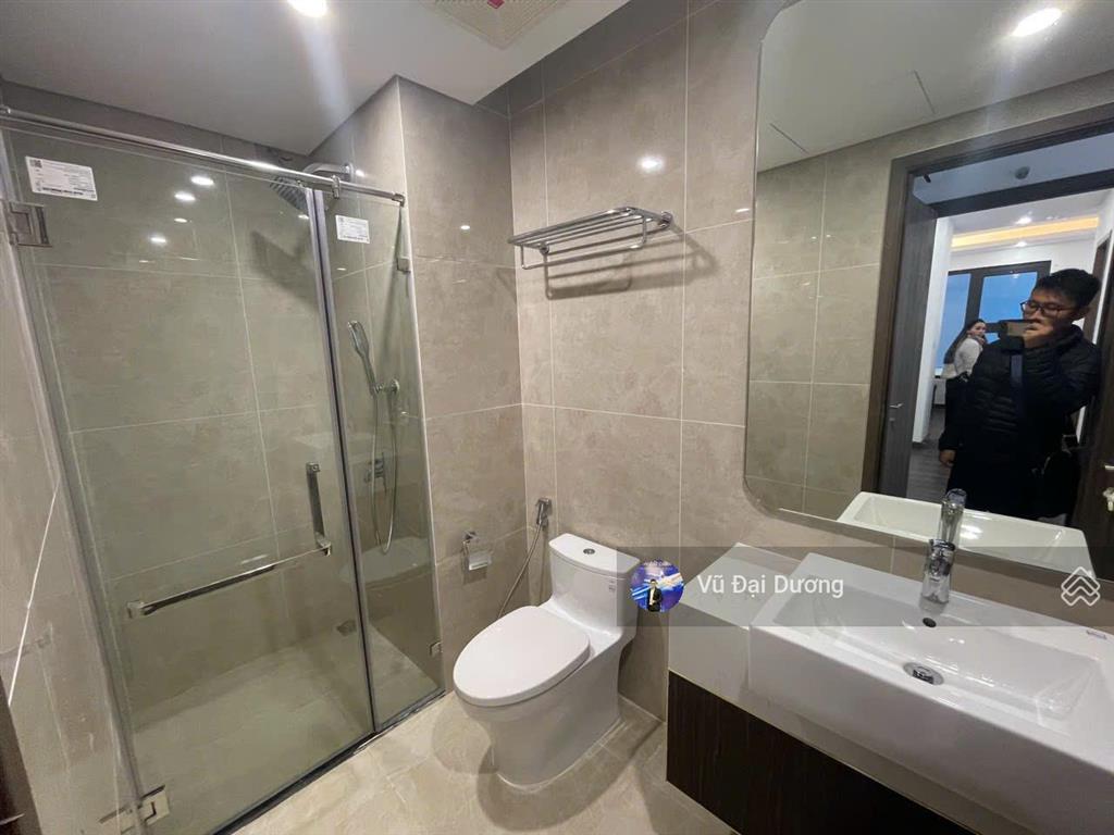Bán căn 2.5pn rộng full đồ đẹp hoàng huy commerce giá tốt