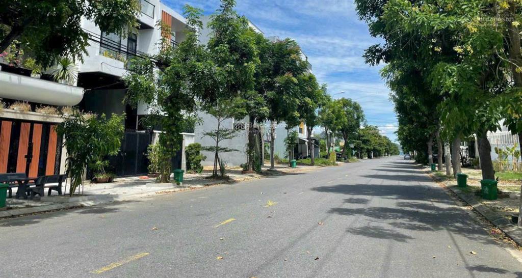 Bán cặp nghiêm xuân yêm trục thông khu nam việt á  mạnh nam việt á
