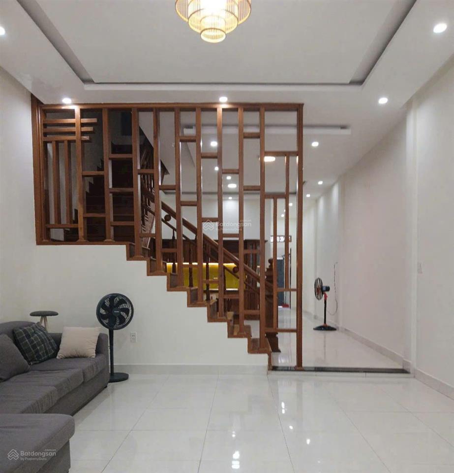 Bán nhà cấp 4 kiên cố đường đoàn khuê  110m2, nam việt á gđ1