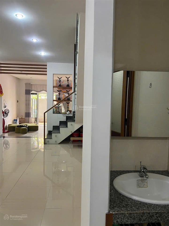 Bán nhà 2 tầng mt đường mỹ đa tây 6  giai đoạn 1 khu đô thị nam việt á giá hợp lý