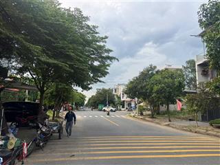 Đoàn khuê trục chính kinh doanh tại khu đô thị nam việt á 2 mặt tiền trước sau