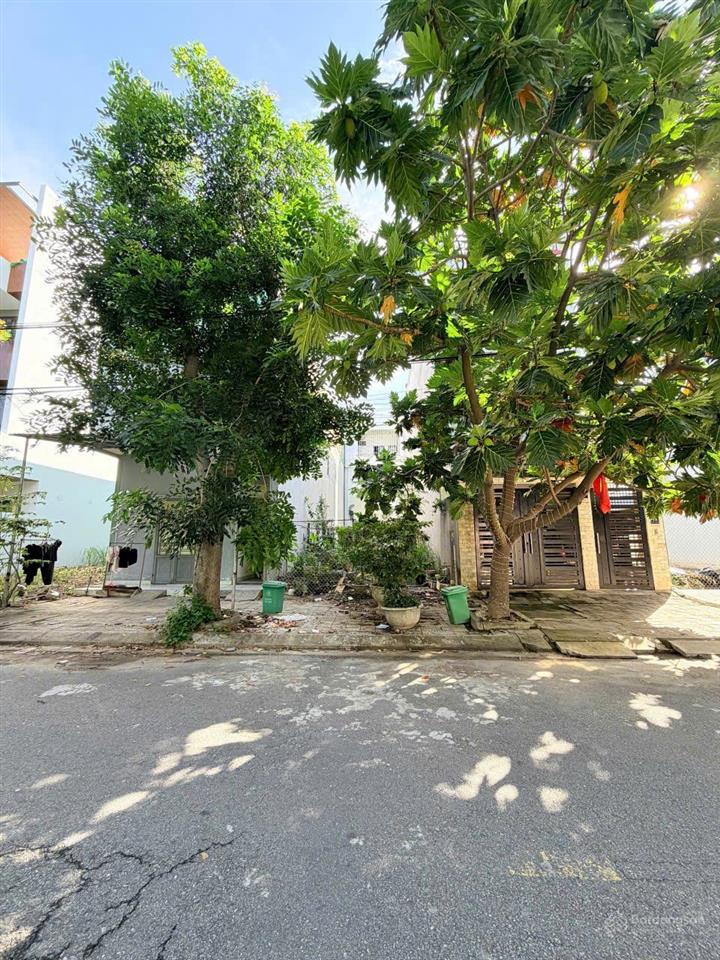 Chào bán lô đất trương công hy  nam việt á  gđ 1 gần sông