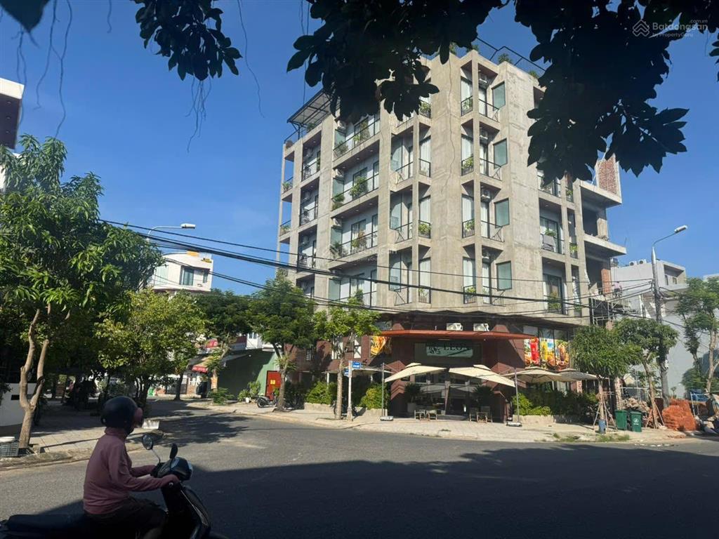 Đoàn khuê trục chính kinh doanh tại khu đô thị nam việt á 2 mặt tiền trước sau vị trí cực đẹp