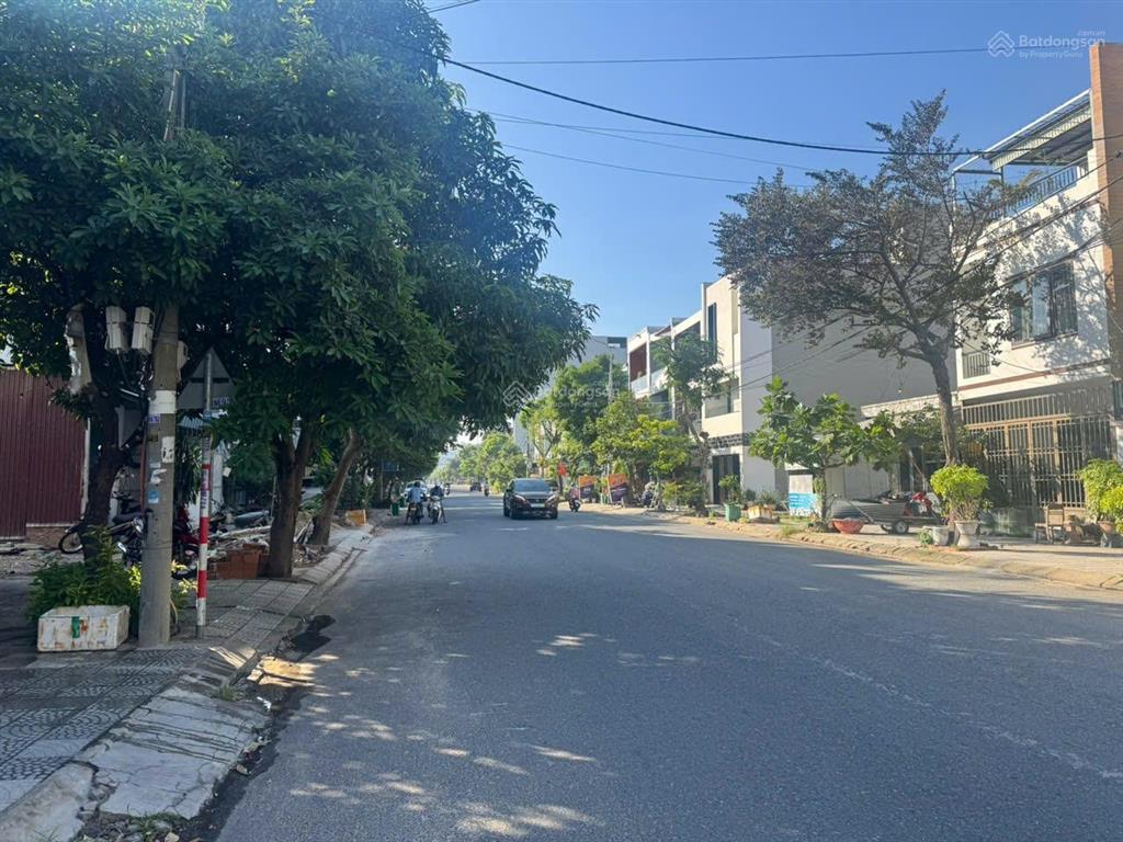 Đoàn khuê trục chính kinh doanh tại khu đô thị nam việt á 2 mặt tiền trước sau vị trí cực đẹp