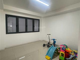 Cho thuê nhà nguyên căn mặt tiền tân thành q. 5 dt 4,3x22  6 tầng. giá thuê 45 triệu/tháng