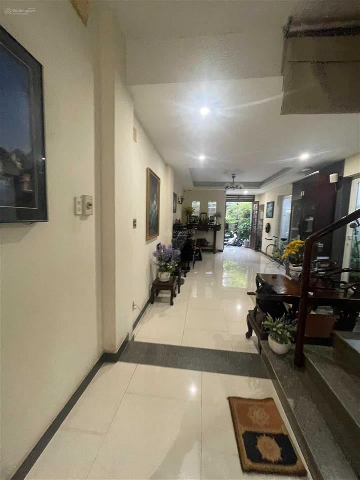 Cho thuê gấp nhà mặt tiền võ oanh, p. 25, bình thạnh dt 4,5x22m  4 tầng. giá thuê chỉ 50tr/tháng