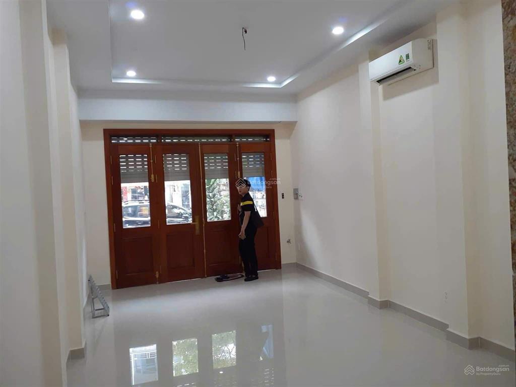 Cho thuê nhà khu cư xá abc nguyễn hữu cảnh bình thạnh dt 4x20 3l. gía 28tr/tháng