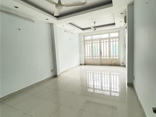 Cho thuê biệt thự phan đăng lưu hẻm 8m thông thoáng dt 8.3x15m  trệt lầu. giá chỉ 33tr