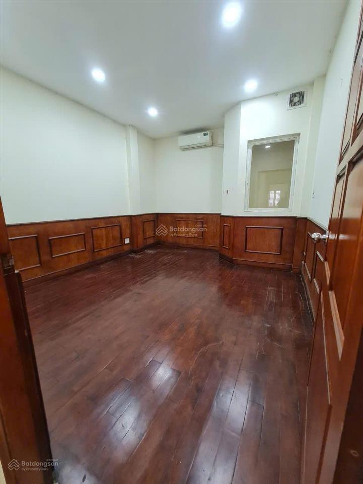 Bán gấp nhà mặt tiền trần huy liệu quận phú nhuận dt 5,2x14 5 tầng.giá chỉ 24 tỷ