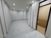 Cho thuê nhà nguyen căn đường nguyễn gia trí quận bình thạnh dt 4x20 4 tầng.giá 35tr/tháng