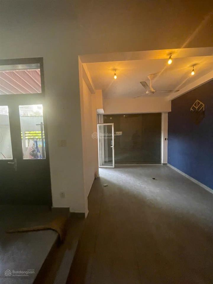 Cho thuê biệt thự nguyễn cửu vân, quận bình thạnh, dt 8x20  3 tầng. giá chỉ 46tr/tháng