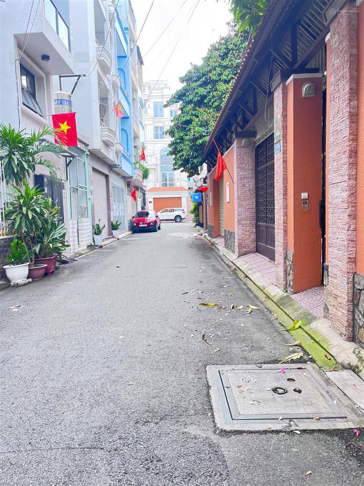 Cho thuê biệt thự nguyễn cửu vân, quận bình thạnh, dt 8x20  3 tầng. giá chỉ 46tr/tháng