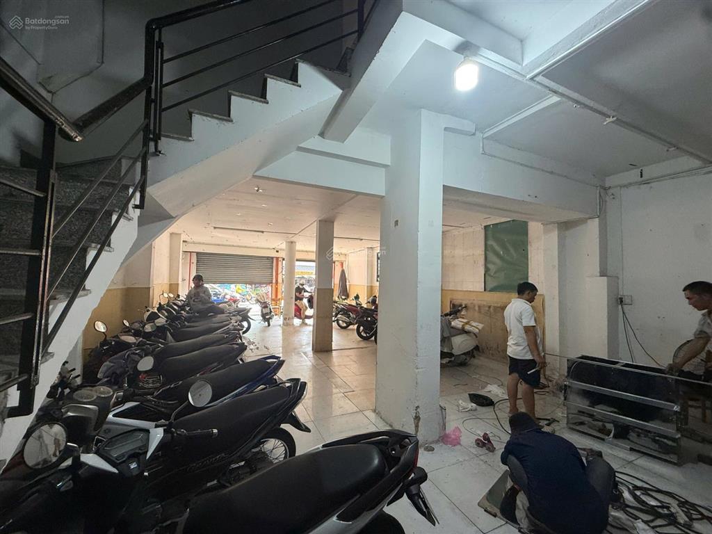 Cho thuê nhà nguyên căn mặt tiền nguyễn văn nghi gò vấp dt 8x25m, 4 tầng. giá chỉ 100tr/tháng