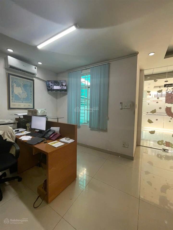 Cho thuê nhà nguyên căn đường điện biên phủ quận bình thạnh dt 4x20  hầm 3 lầu. giá 30tr/tháng