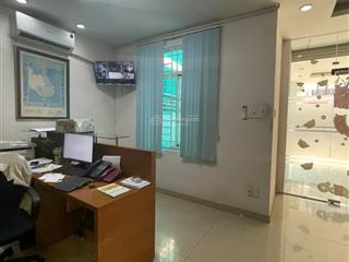 Cho thuê nhà nguyên căn đường điện biên phủ quận bình thạnh dt 4x20hầm 3 lầu. giá 30tr/tháng