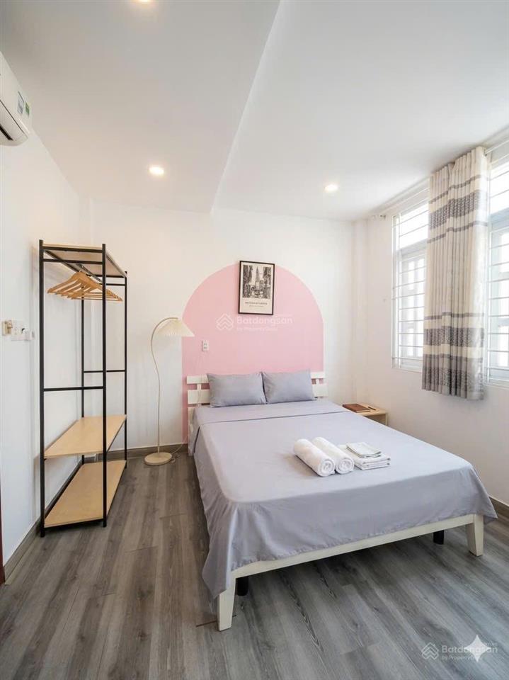 Cần tiền sang lại nhà nguyên căn đang kinh doanh chdv đường nguyễn trãi q.1 giá 65tr/tháng