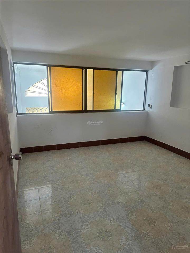 Cho thuê nhà hẻm 8m đường nguyễn xuân khoát cách đường vườn lài 100m dt 4x203 tầng. giá 16tr/tháng