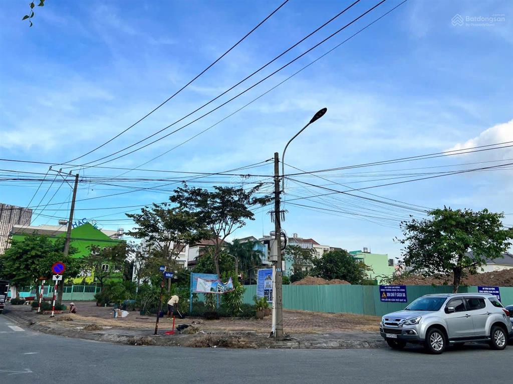 Bán nhà mặt phố tại nguyễn văn tiết p. lái thiêu, tp. thuận an, 5,7 tỷ 5x21, nhà 1 trệt 2 lầu