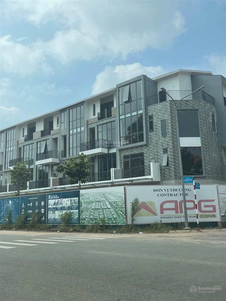 Shophouse uni complex 1 trệt 3 lầu, 5,65 tỷ, 2 mặt tiền an dương vươngbùi thị xuân, tp thủ dầu một