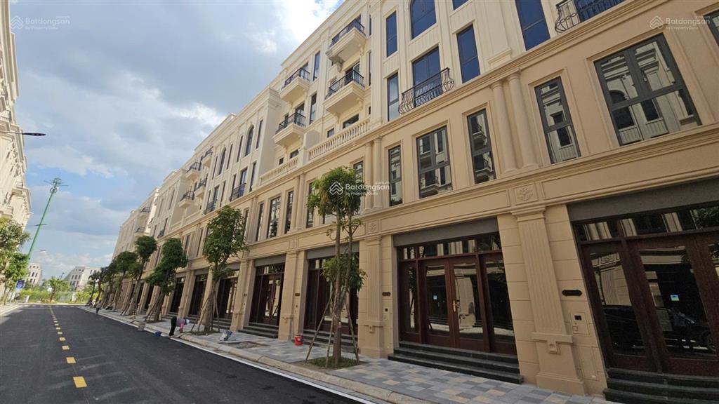 Chính chủ cần bán gấp lk 62.5m2 giá tốt nhất vinhomes cổ loa chỉ hơn 18 tỷ