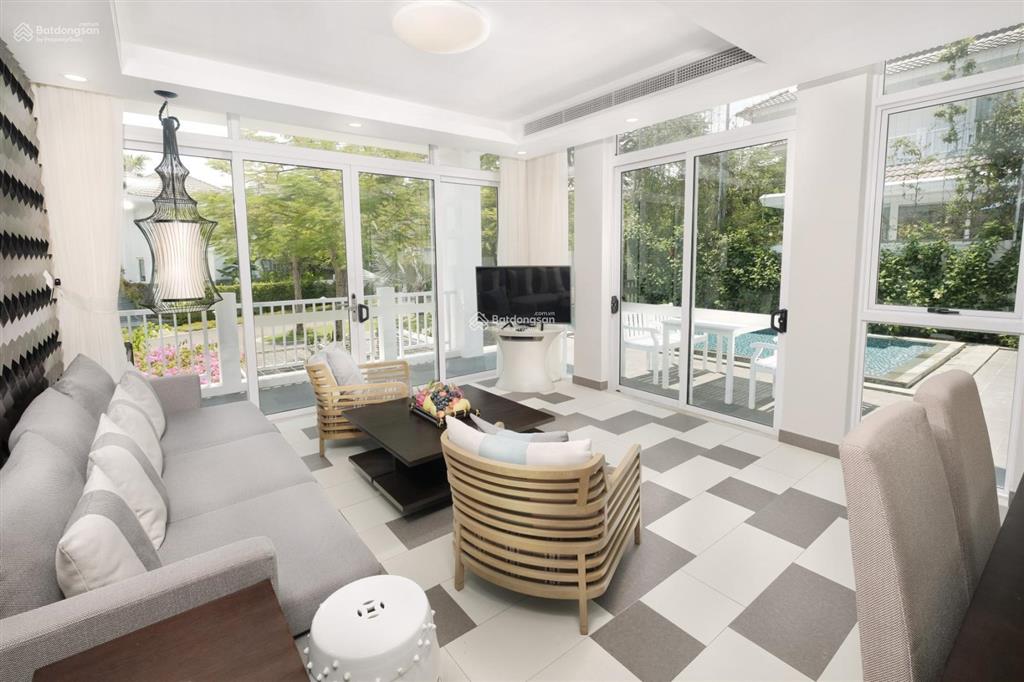 Bán gấp căn villa trực diện biển premier 5pn vip, full nt khai thác 1 tỷ 5/n, sổ hồng lâu dài