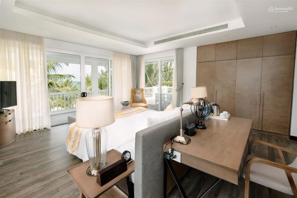 Bán gấp căn villa trực diện biển premier 5pn vip, full nt khai thác 1 tỷ 5/n, sổ hồng lâu dài