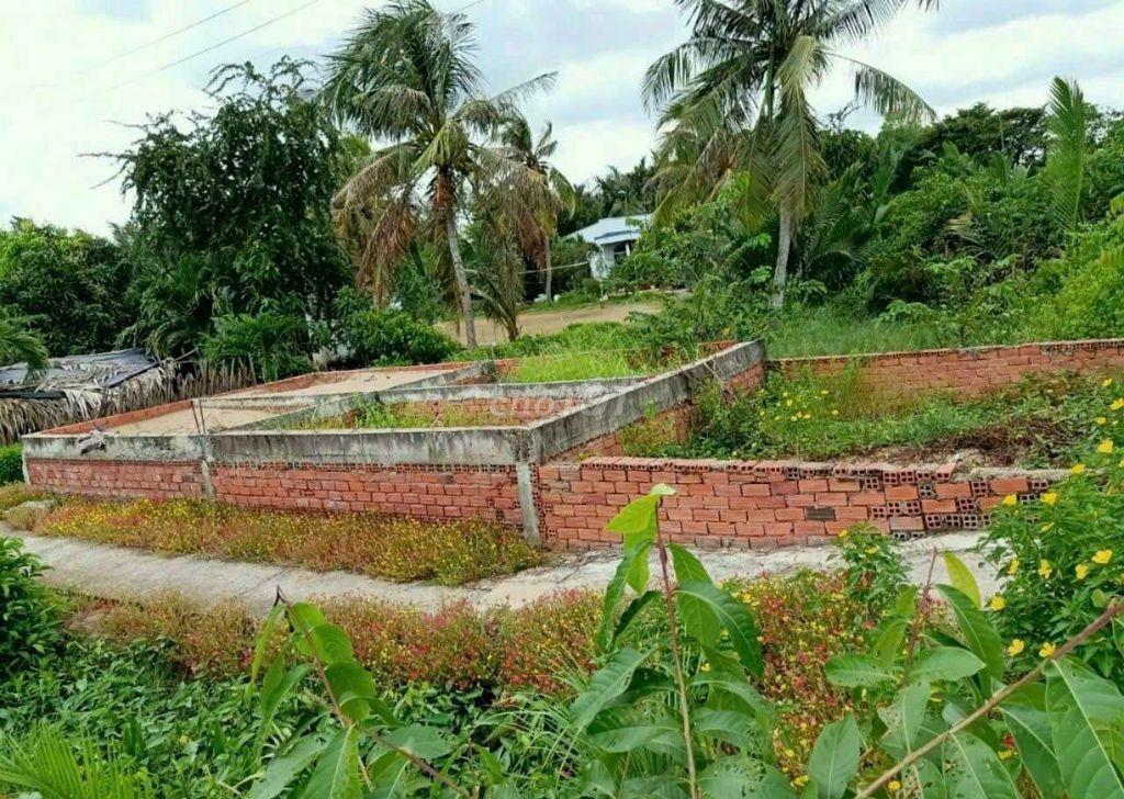 Bán đất mặt tiền đường Cầu Rạch Đình