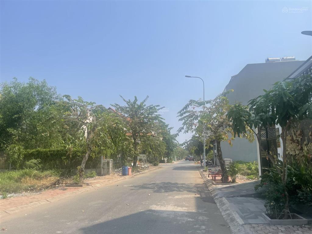 Bán nền nhà phố kdc kiến á, dt 5x22m, sổ cá nhân, giá 10,5 tỷ