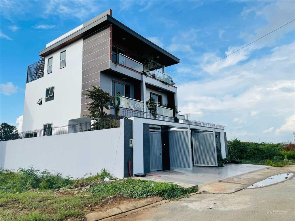 Bán nhanh nền trục chính d3(16m) kdc kiến á, dt 16x20m, shr, giá 82 tr/m2