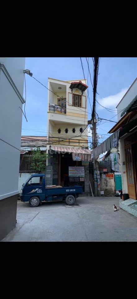 Cho thuê nhà hẻm trung tâm phường Thới Bình