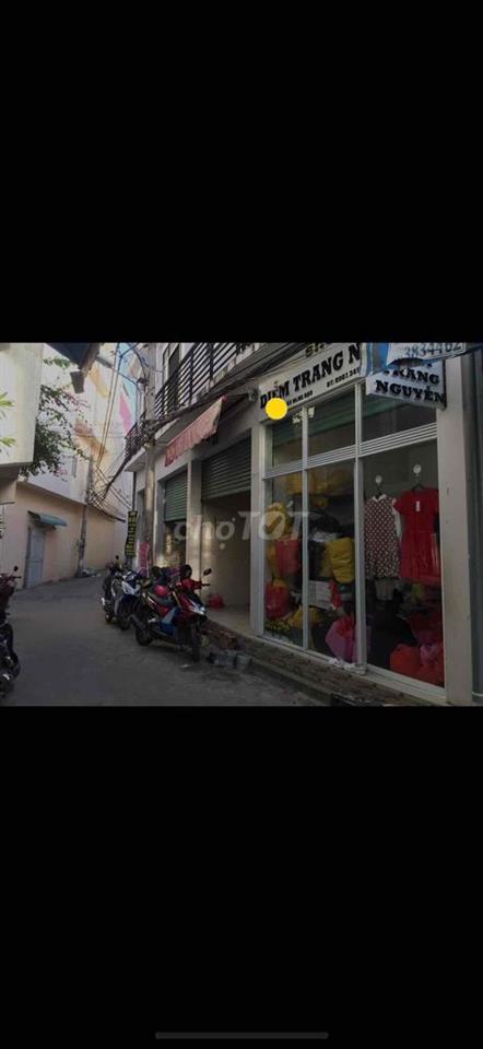 cho thuê lô số 2 nhà trung tam Ninh Kiều