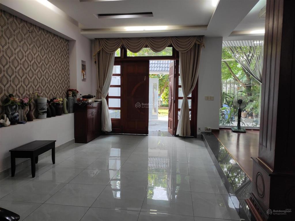 Cho thuê biệt thự quận 7 kdc nam long giá 35tr 5 phòng tiện ở và làm văn phòng
