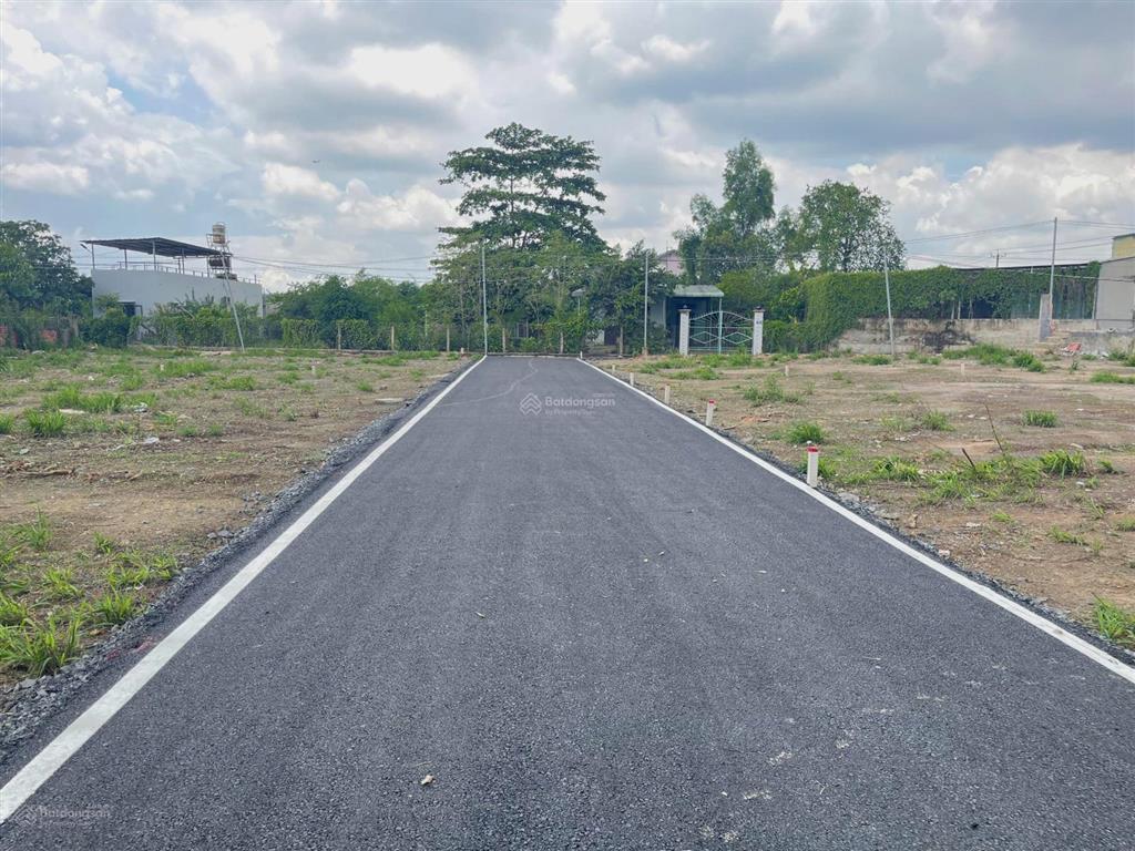 Bán đất tại long chiến, 900 triệu, 80 m2, pháp lý đầy đủ