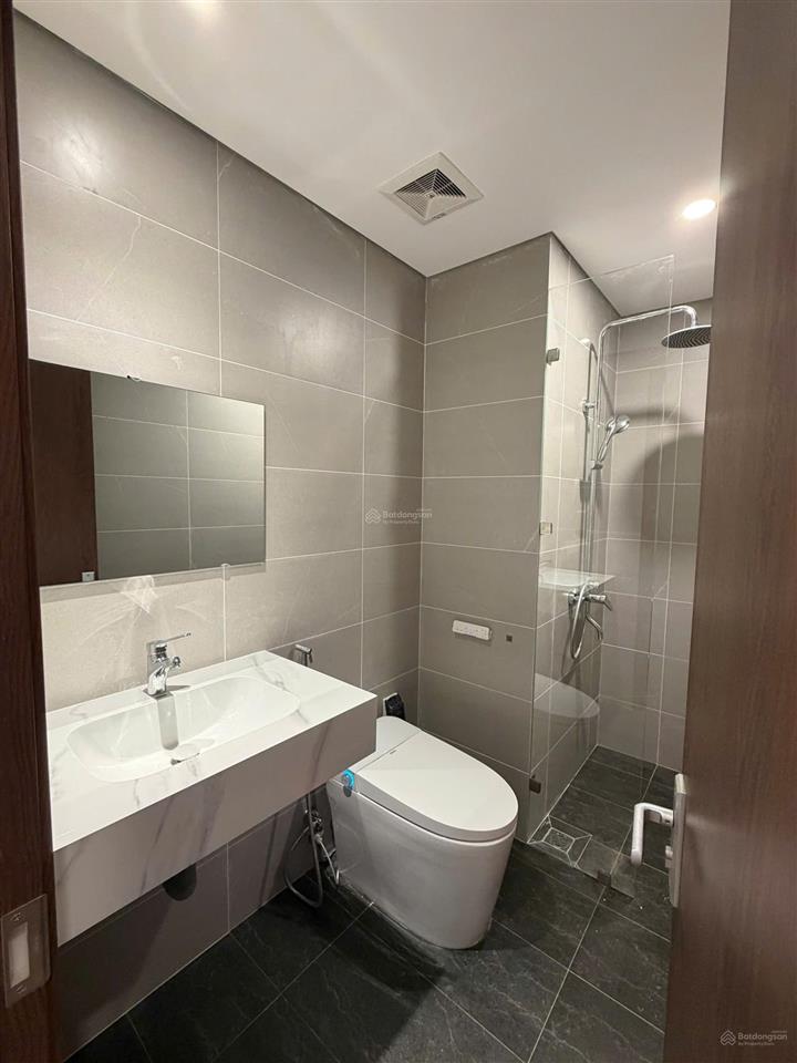 Cho thuê căn hộ mia center point  full nội thất cao cấp  12 triệu/tháng  0935 551 ***