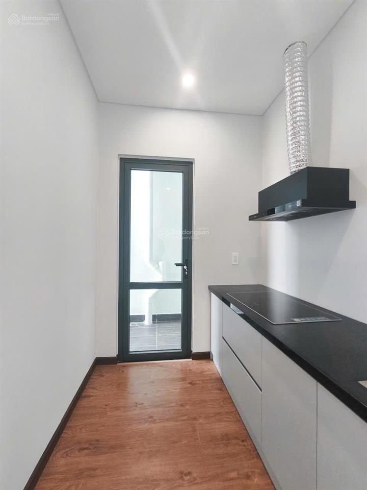 Cho thuê căn hộ mia center point  12 triệu/tháng  full nội thất  view biển  0935 551 ***