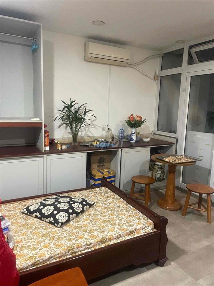 Cho thuê nhà nguyên căn làng đại học ABC,DT :5 x 20 ,3 Lầu . Giá: 18tr