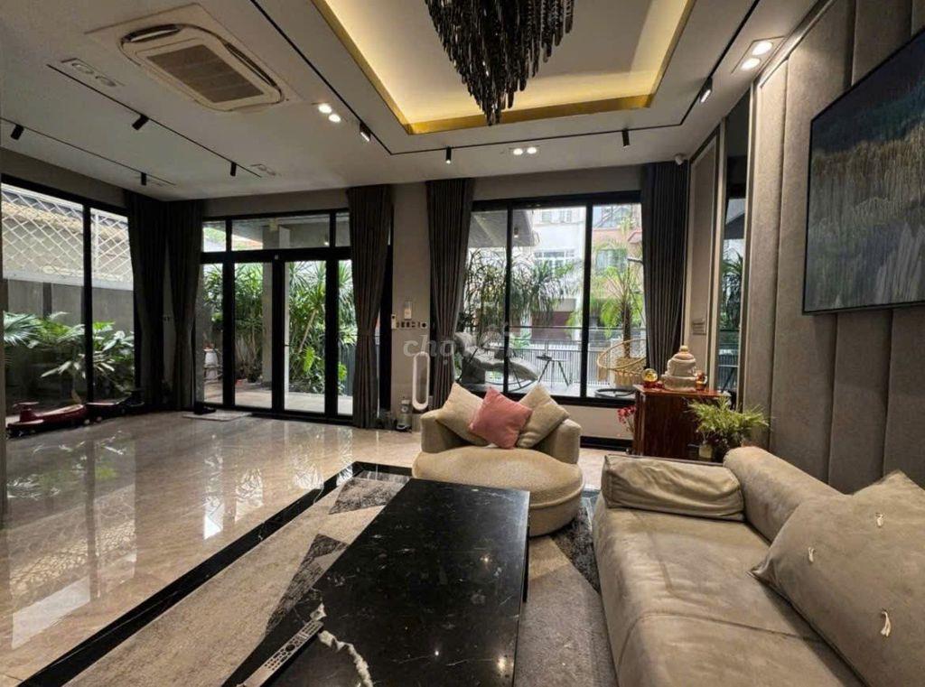 Biệt thự Full NT Làng Đại Học Khu A , DT: 10x25 . Hầm 4 lầu . 6PN.42tr