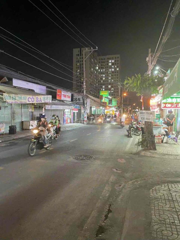 BÁN MẶT TIỀN LÊ VĂN LƯƠNG ,DT: 5x32 , KDC sầm uất , đang cho thuê 35T