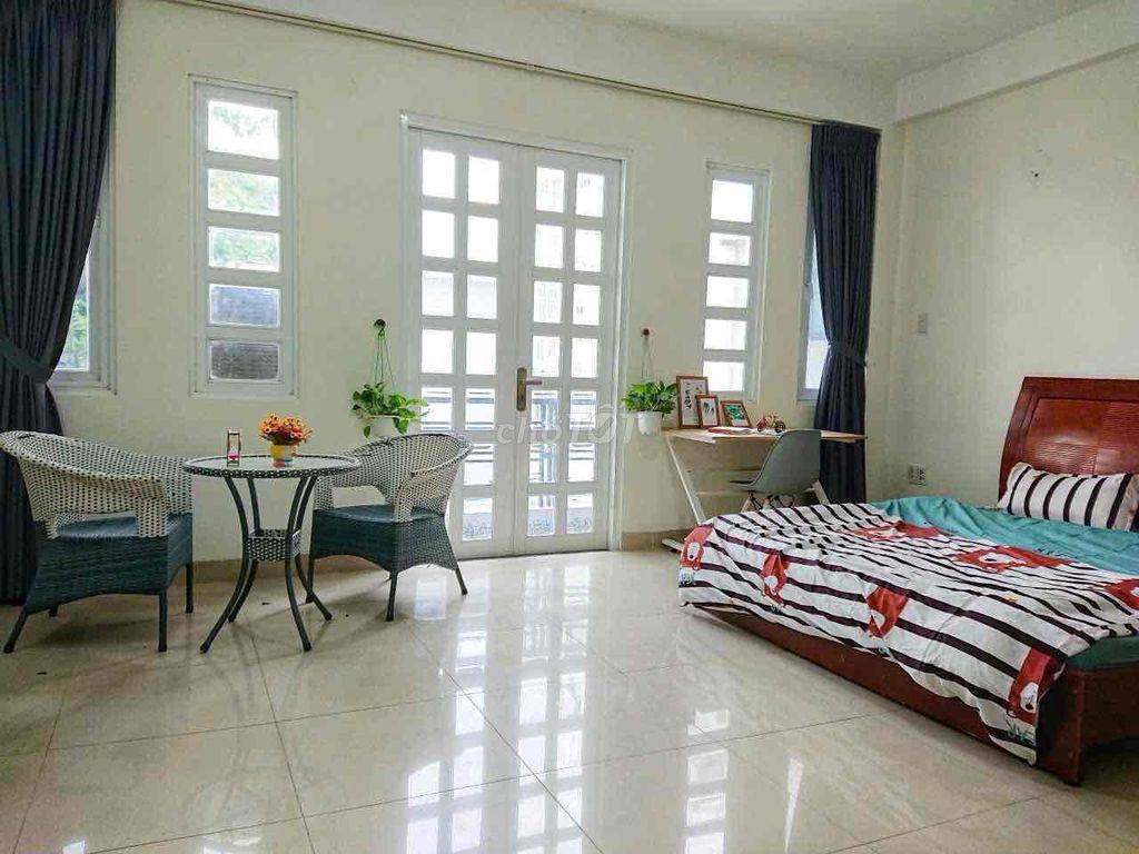 căn hộ dịch vụ liền kề KDC Sadeco Phước Kiển, DT:5,5x17. 4 lầu. Giá:7