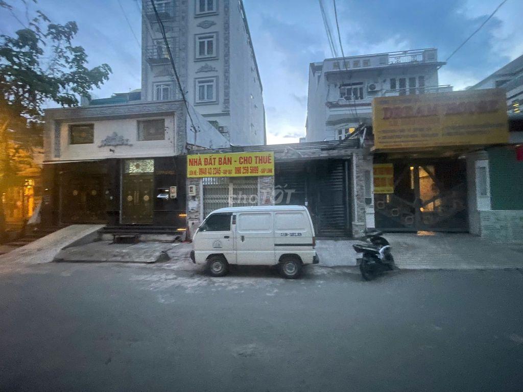 Bán đất tặng nhà Làng Đại Học Khu B , Phước Kiển, 7x30 .Giá : 17,8 Tỷ