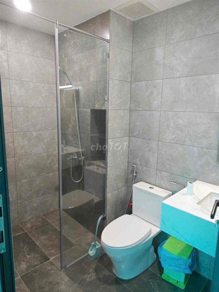 Nhà liền kề Làng Đại học abc , DT:6x15 . 2 lầu 3PN . 16tr/th