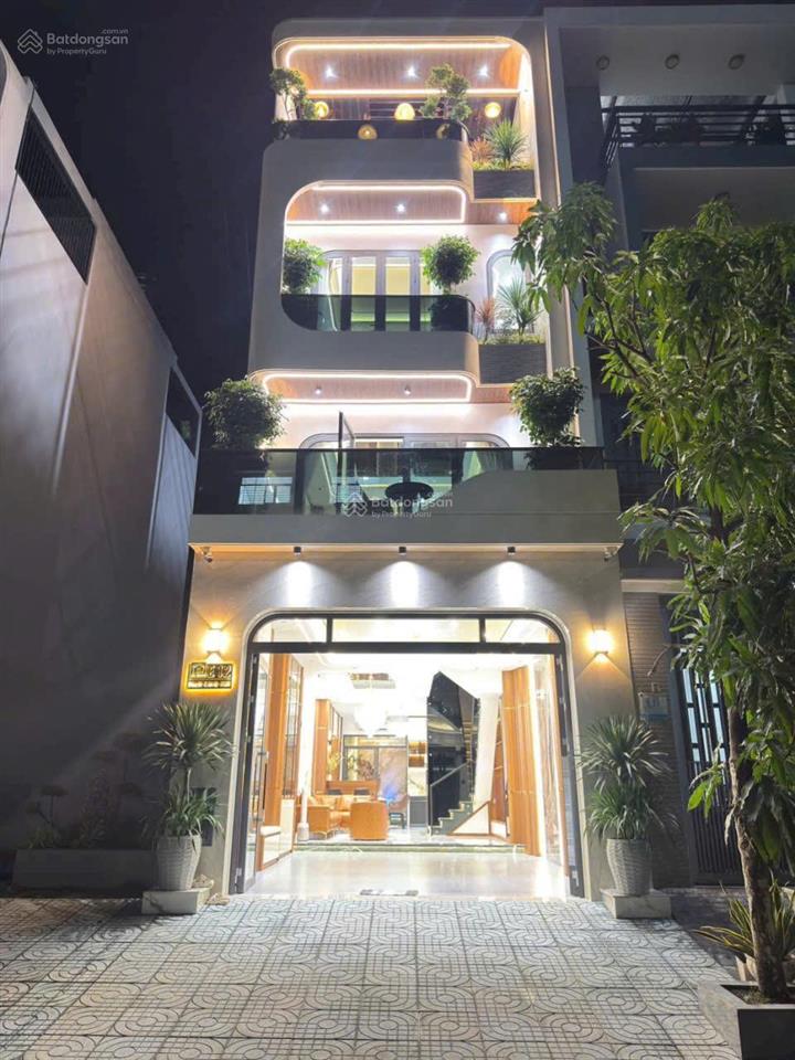 Bán căn nhà phố vip siêu sang mặt tiền phạm hữu lầu quận 7