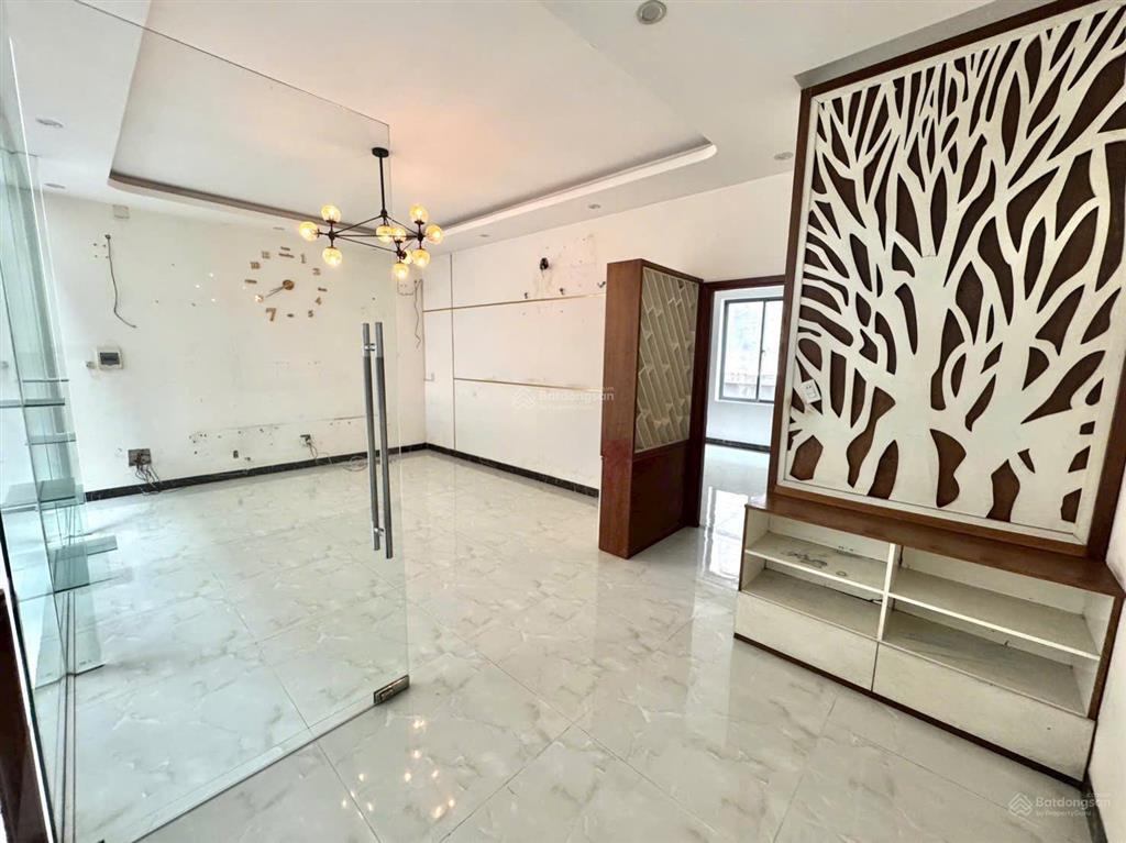 Bán nhà 3 tầng đường lê đại hành hòa phát cẩm lệ đà nẵng.