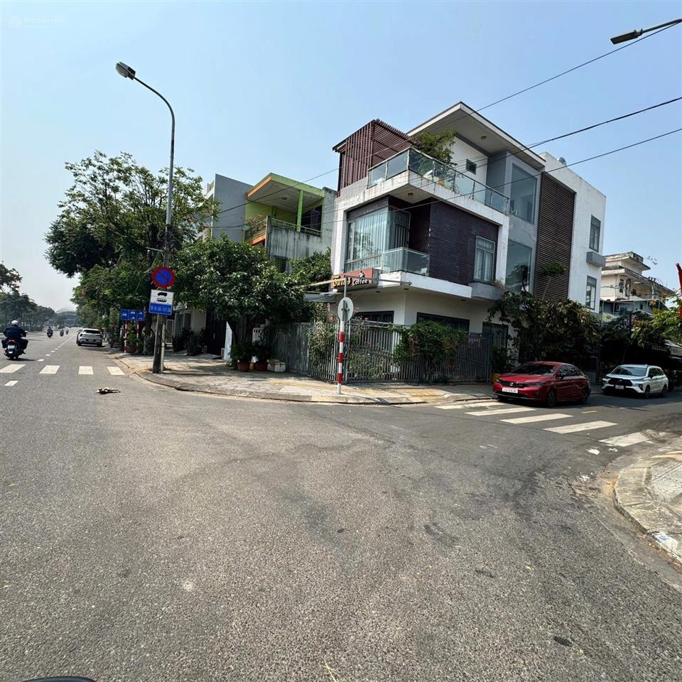 Bán nhà 3 tầng kẹp cống mặt tiền đường 29/3 hòa xuân