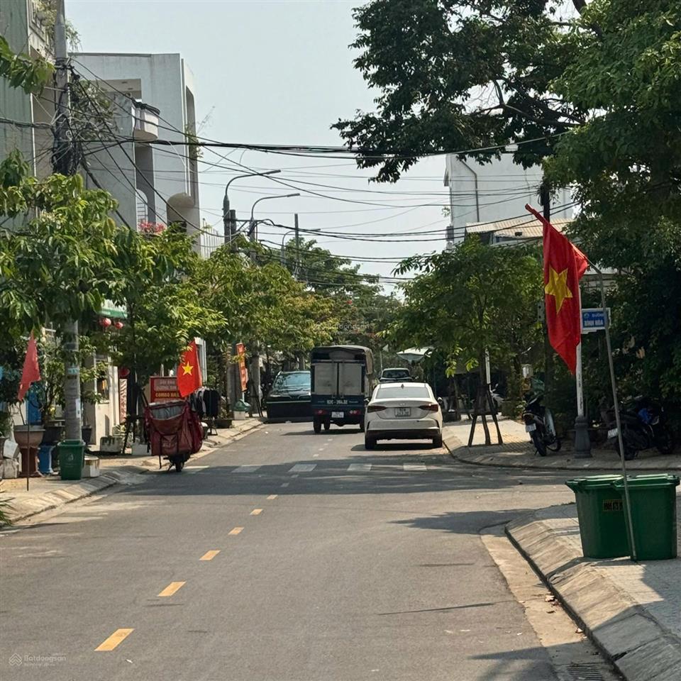 Bán nhà 3 tầng kẹp cống mặt tiền đường 29/3 hòa xuân